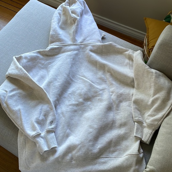Aritzia Cozy Fleece Boyfriend Sweatshirt Sz M - Picture 3 of 4